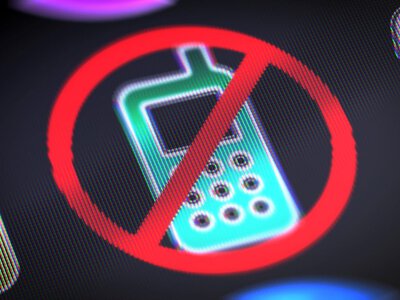 у Москві готуються до відключень інтернету і SMS на 9 травня