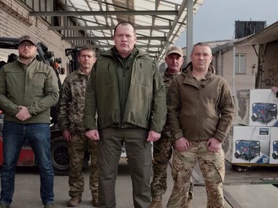  Волонтери «Української команди» передали чергову партію генераторів 110 бригаді ЗСУ 