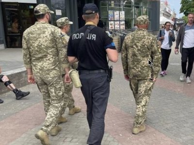 У Кам’яному Броді погрожують здати до ТЦК місцевих за цькування військових
