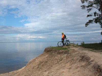 Стратегічне обміління: чому береги Київського моря перетворилися на пустелю