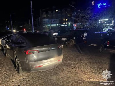 П’яний за кермом Tesla: водія зупинили після скарг у соцмережах