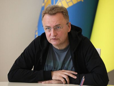 Садовий наклав вето на рішення про підземний паркінг на площі Міцкевича