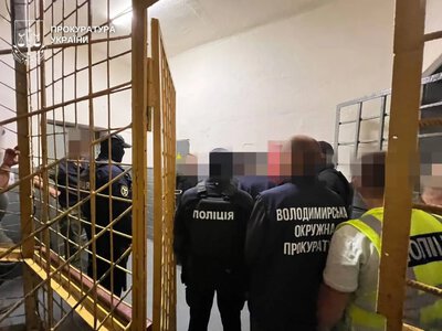 Психотропи в цукерках: жителя Володимира засудили до 4,5 років тюрми за передачі в СІЗО