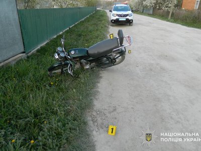 Аварія на Борщівщині - непритомного чоловіка госпіталізували до реанімації