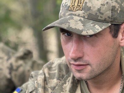Загинув Захисник Денис Остапенко: Житомир та Високівська громада попрощаються з Героєм