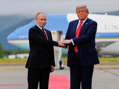Живе у світі мемів: ексрадниця Трампа назвала його слабкість, яку використовує Путін. Відео