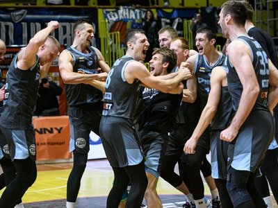 Третє поспіль чемпіонство Дніпра та неймовірна атмосфера: підсумкове відео золотого матчу Суперліги GGBET