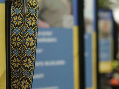 Нова традиція на День Вишиванки - у Чернівцях та по всій країні проведуть акцію «Вишита стрічка памʼяті»