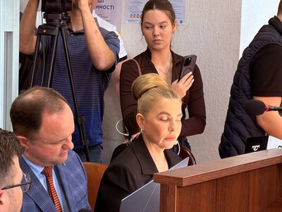 ВАКС повернув Тимошенко закордонні паспорти у справі НАБУ