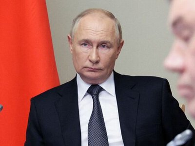 Кілька причин, чому Кремль саме зараз фактично відмовляється від тристоронніх переговорів. Інтерв’ю з Долговим