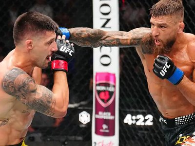 Амосов ефектно переміг Альвареса на UFC 328