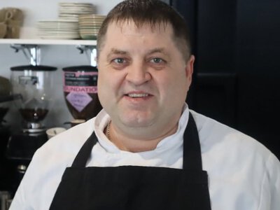 Від кухаря на Азовсталі до французької школи кулінарії: історія ветерана Миколи Кохана