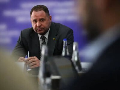 Кадри за датою народження: Єрмак радився з ворожкою щодо призначення Татарова та міністрів — САП