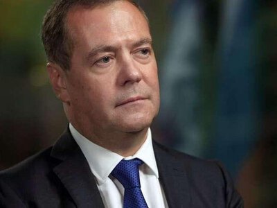 Медведєв вибухнув новими погрозами після запусків “Сармата”