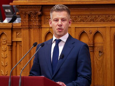 Петер Мадяр здійснить перший закордонний візит на посаді прем’єра до Польщі