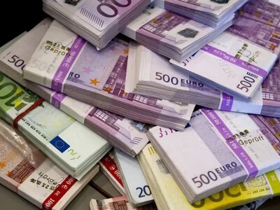 ЄС пов’язує частину допомоги Україні на суму 90 млрд євро з непопулярними податковими змінами, яких вже вимагав МВФ, – Вloomberg