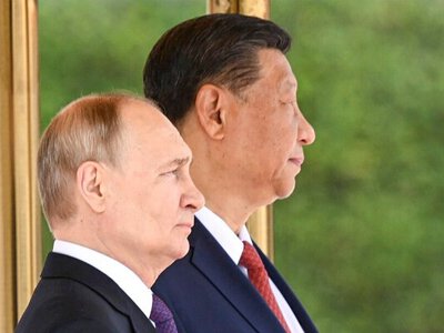 Путін розпочав зустріч із Сі Цзіньпіном з лестощів. Головне про його візит у Китай