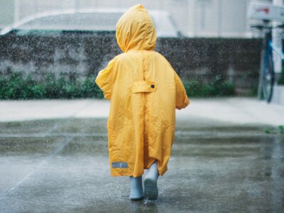 Атмосфера переналаштовується на літо, проте є нюанс: де в Україні у вихідні вируватиме негода