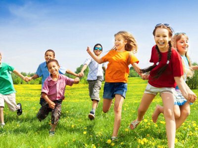 Літні канікули 2026 року будуть коротшими, ніж зазвичай: як відпочиватимуть школярі