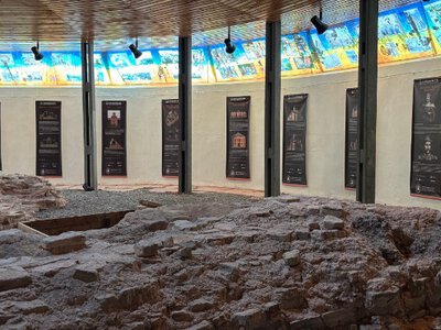 У центрі Києва відкрили новий історичний простір просто неба. ФОТО