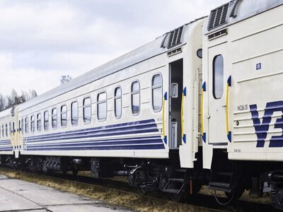 Укрзалізниця попередила про дефіцит квитків у літній сезон