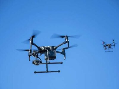 На Охтирщині FPV-дрон РФ атакував соціальний автобус: є пошкодження, без жертв