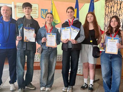 Дівчата перестріляли усіх