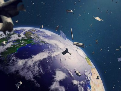 Космічне сміття дедалі більше заважає роботі наукових супутників