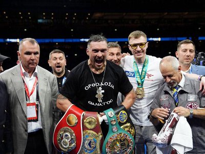 Усик втретє захистив титул WBC