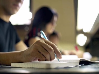 Дітям ветеранів спростили отримання пільг на навчання в коледжах та університетах