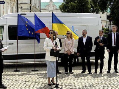  У заповіднику “Києво-Печерська лавра” представили мобільну лабораторію цифровізації культурної спадщини ARK III 