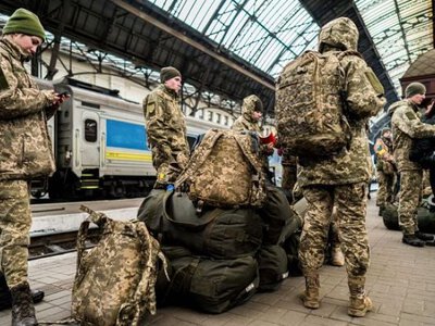 Паперова армія для красивих звітів: на заході України викрили топчиновників ТЦК, які зарахували до лав ЗСУ майже 300 покійників та в'язнів