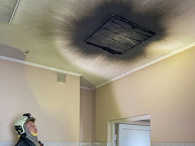У Чернівцях у медзакладі сталося задимлення в оглядовій: рятувальники не допустили пожежі