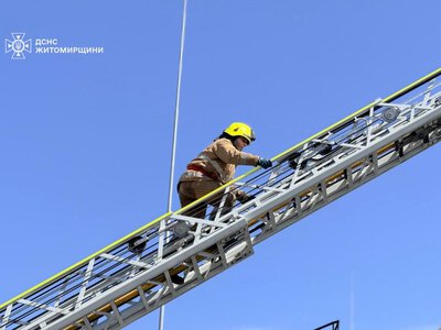 Через обстріли у Коростені постраждала людина