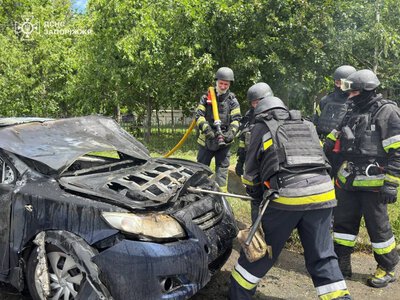 12 поранених та понад 10 пошкоджених будинків: що відомо про удар по Запоріжжю (фото, відео)