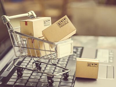 Рада відмовилася скасовувати пільги на посилки вартістю до 150 євро