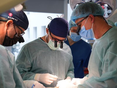Американські лікарі прооперували 25 дітей з вадами обличчя у Львові