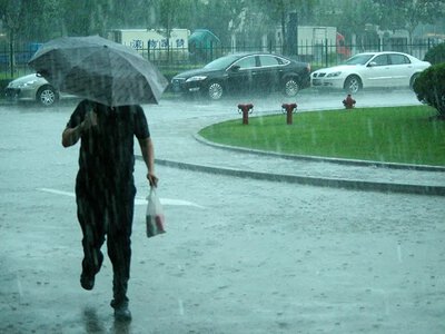 Штормовий вітер та дощі накриють Україну 27 травня перед похолоданням