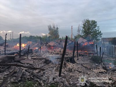 Дві людини травмовано: поліція документує наслідки ворожих обстрілів Сумщини