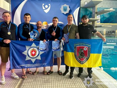 Рівненські поліцейські-ветерани виграли командну естафету на змаганнях «МВС Незламні» у Києві