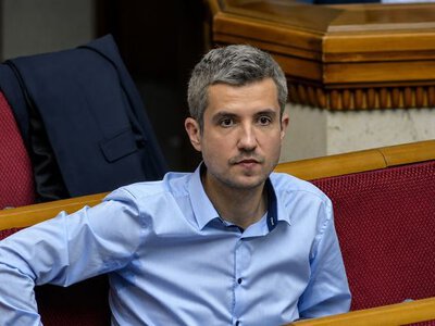  Верховна Рада позбавила мандата народного депутата від Голосу Володимира Цабаля 