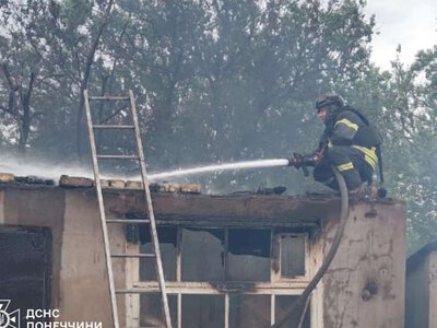 У Дружківці через атаку дрону сталася пожежа у приватному домоволодінні