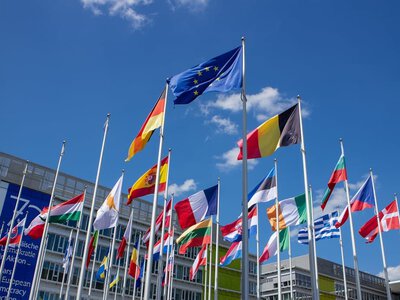 Рада ЄС офіційно схвалила торгову угоду з США після узгодження з Європарламентом