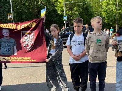 Два роки з дня загибелі: Шептицький зупинився для вшанування захисника Тараса Бартмана