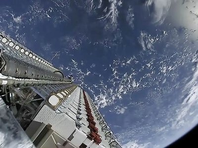 SpaceX довела орбітальне угруповання Starlink до понад 10 400 супутників