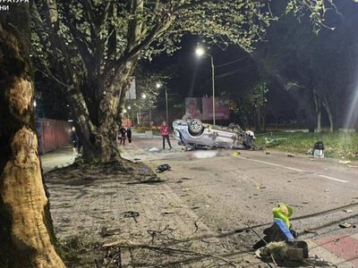 За смертельну аварію на Слов’янській набережній в Ужгороді водій отримав 10 років (ФОТО)