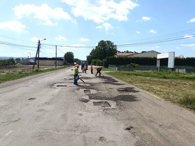 У Чернівецькій області оновлюють дороги до Путили та Сторожинця