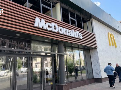 McDonald’s на Лук’янівці відновив роботу після російського обстрілу