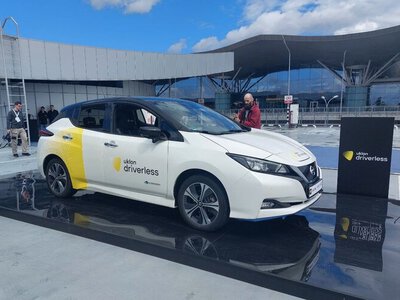 Без людини за кермом: Uklon тестує в Україні дистанційне керування автомобілями