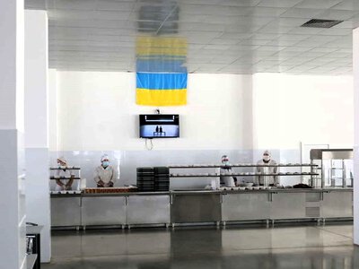 В Одесі підрядника оголосили у розшук за розкрадання на військовій їдальні